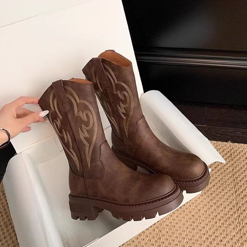 Sepatu Boots Wanita Setengah T - Embroidery On Leather ulasan dan harga