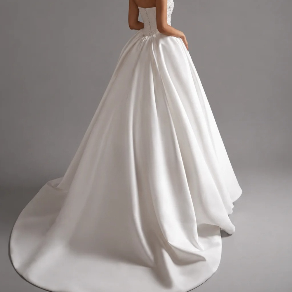 Gaun Pengantin Elegan yang Dap - Embroidery Online Designs ulasan dan harga