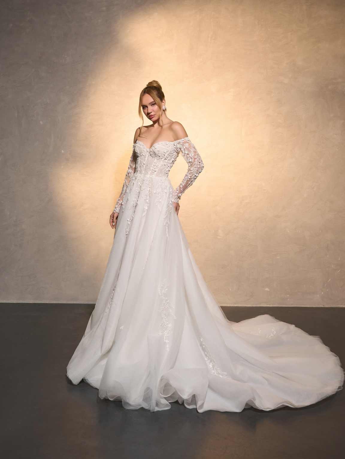 Gaun Pengantin Elegan Gaun Put - Embroidery Online Designs ulasan dan harga