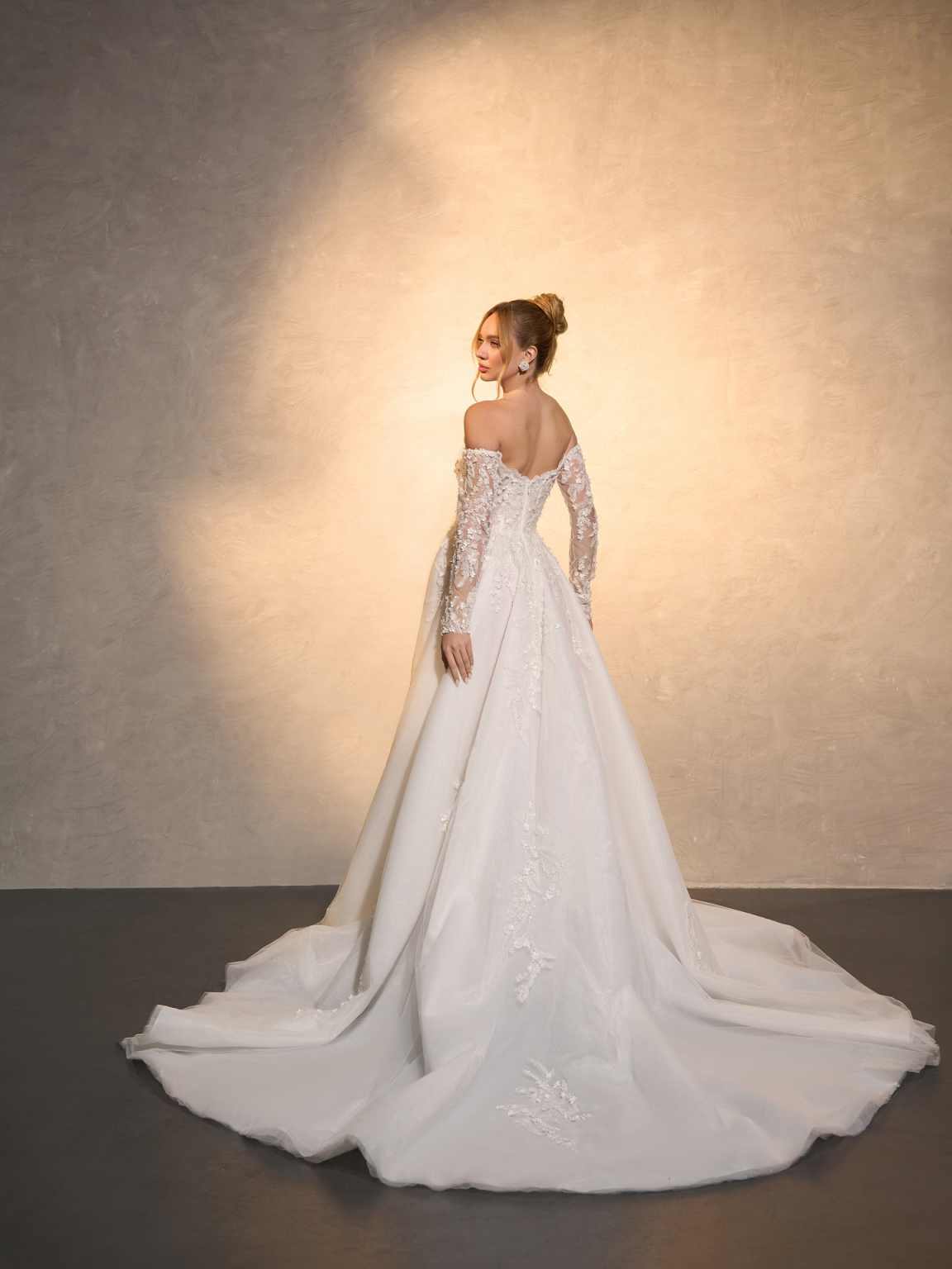 Gaun Pengantin Elegan Gaun Put - Embroidery Online Designs ulasan dan harga
