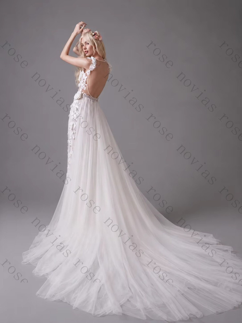 Gaun pengantin desain punggung - Embroidery Online Designs ulasan dan harga