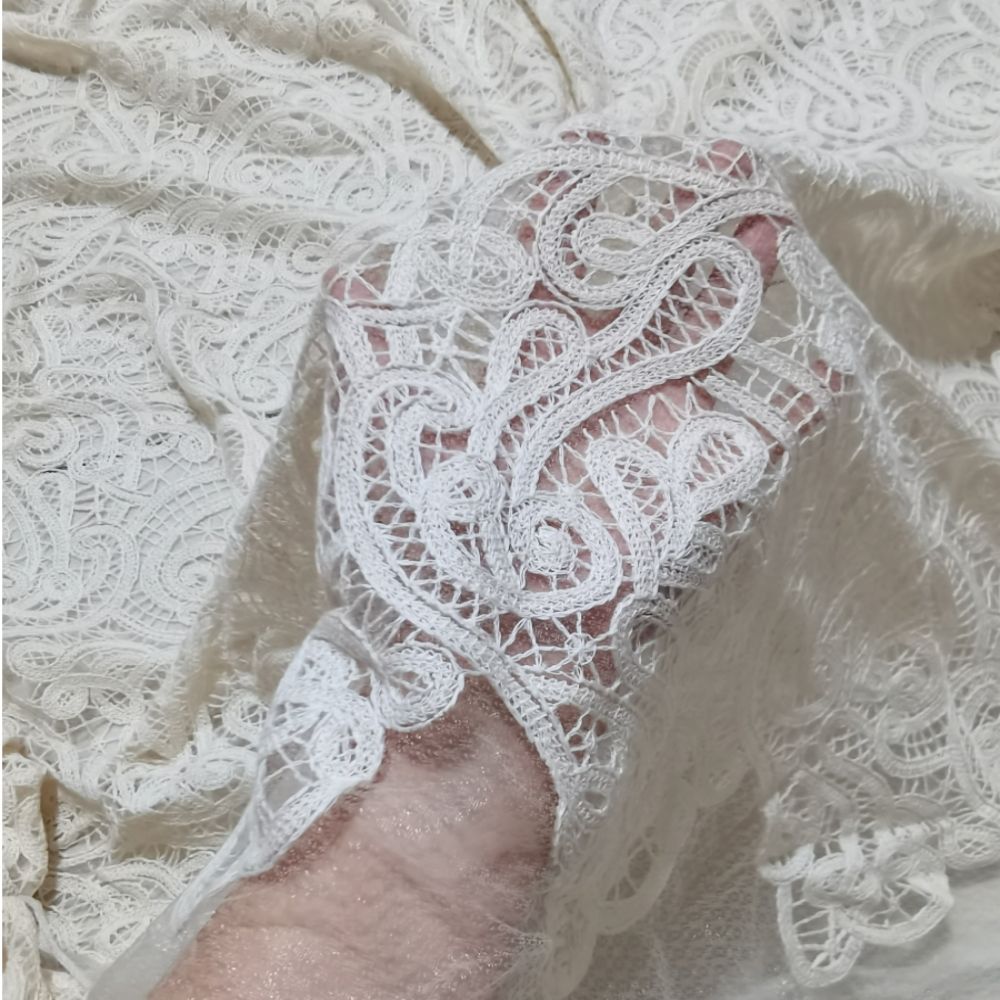 Pakaian sulam gading dasar jar - Embroidery Thread Yarn ulasan dan harga